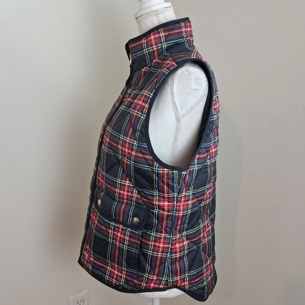J-CREW Stuart Tartan Quilted Puffer Vest Size Medium